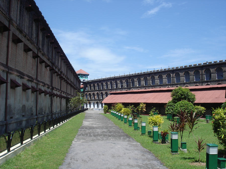 cellular_jail__andaman_india_by_rajala1_d5kd85s-fullview